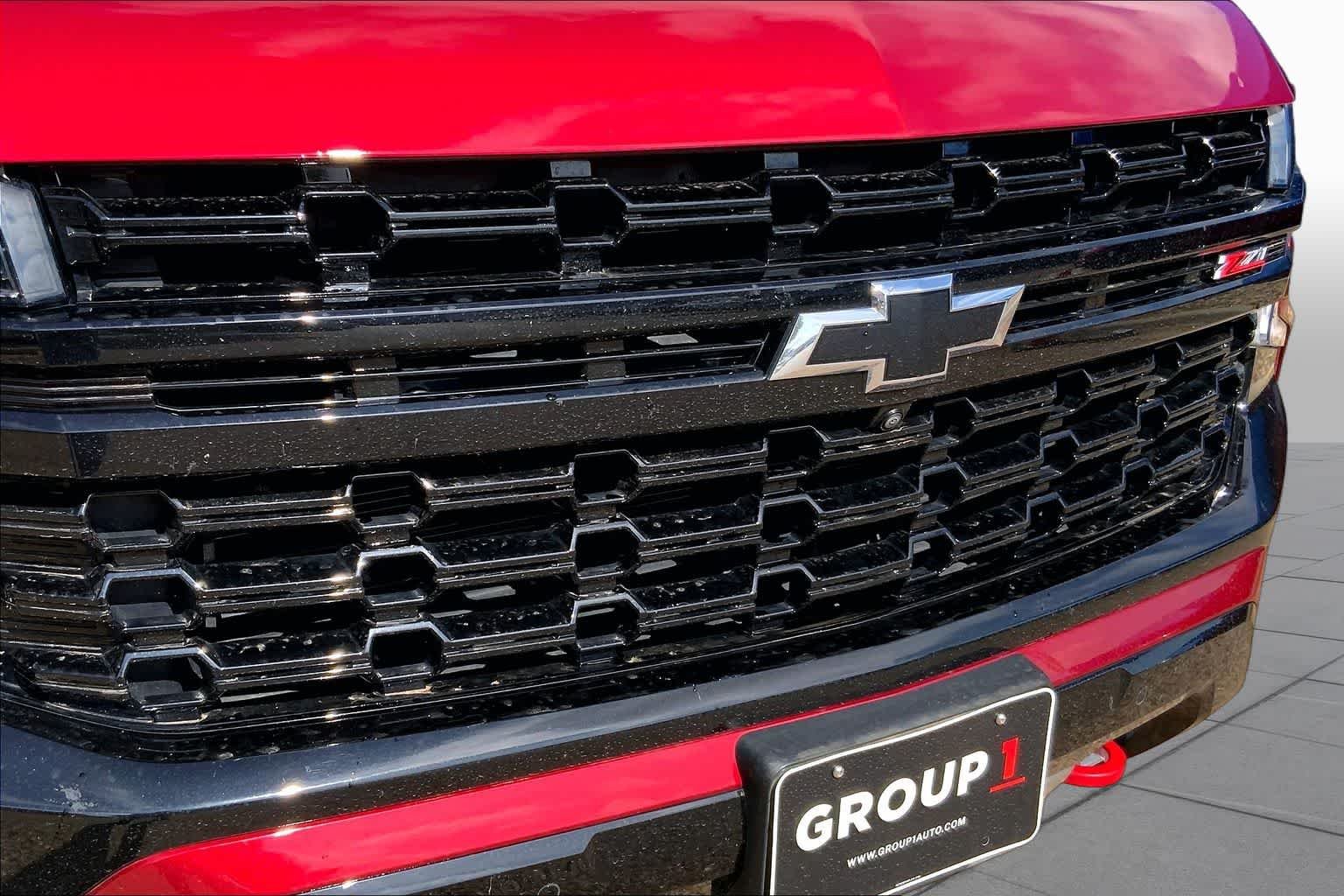 Used 2024 Radiant Red Tintcoat Chevrolet Z71 image 30