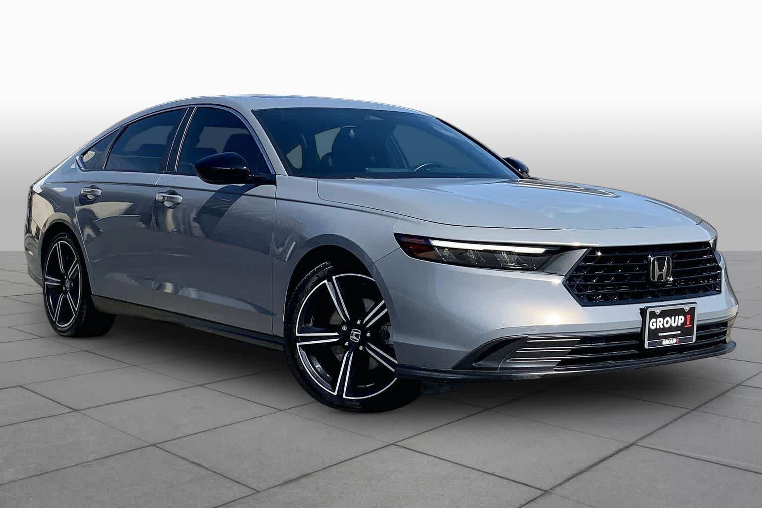 Used 2023 Urban Gray Pearl Honda Sport image 3