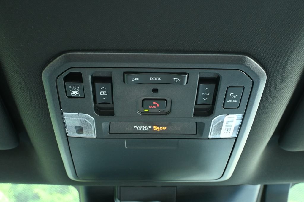 Used 2025 Black Toyota Platinum image 19