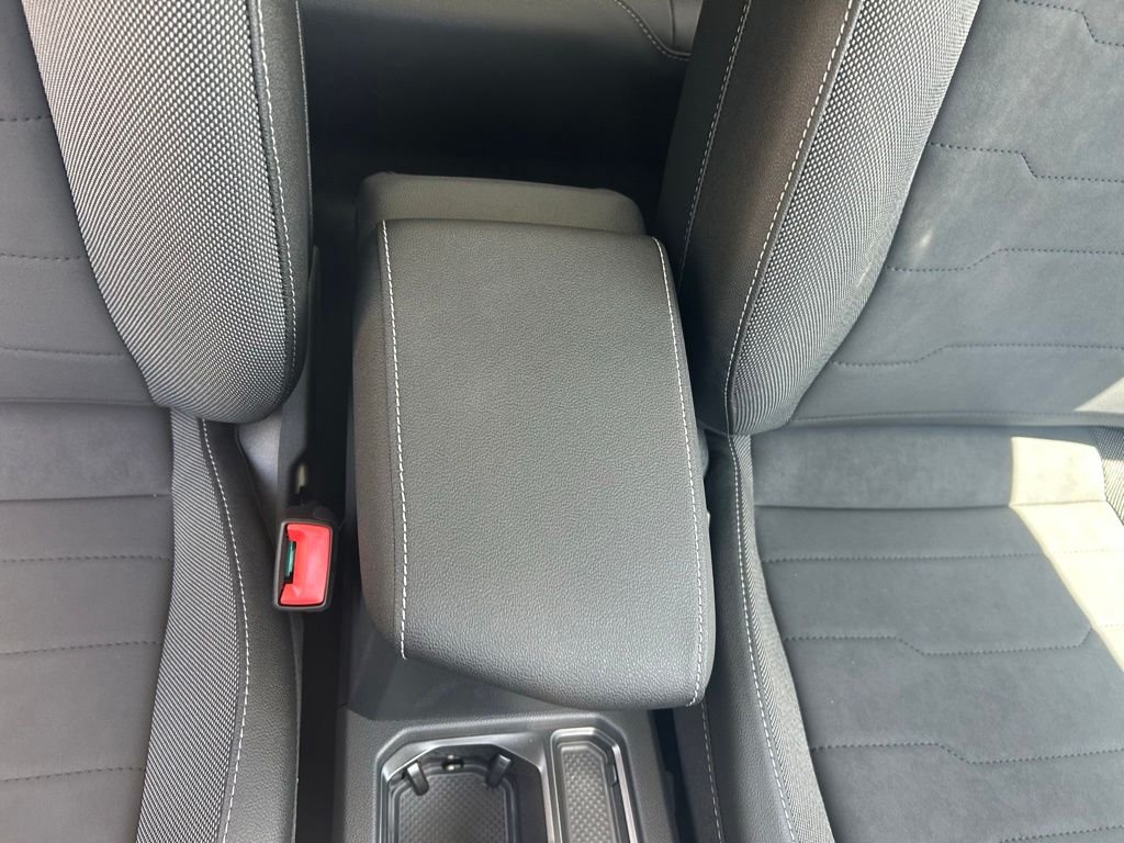 New 2026 White Volkswagen 1.5T SE Black image 37