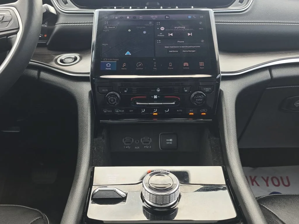 Used 2022 Gray Jeep Limited 4x4 image 15