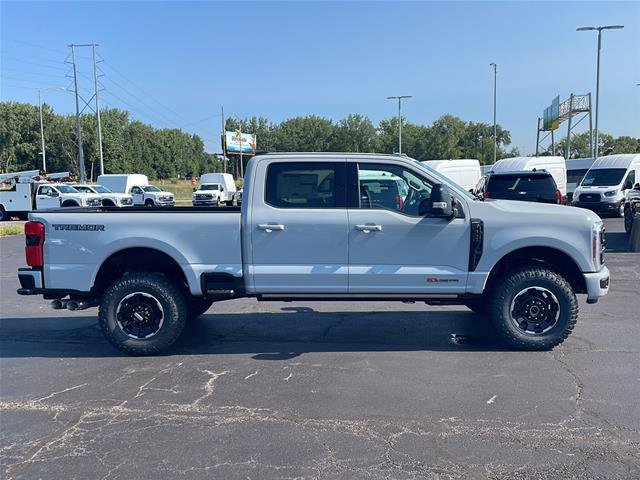 New 2026 Avalanche Ford F-350® Lariat® image 41