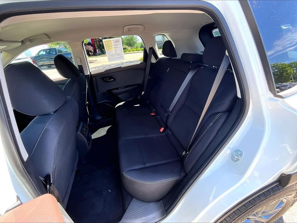 Certified Used 2023 White Nissan S image 15