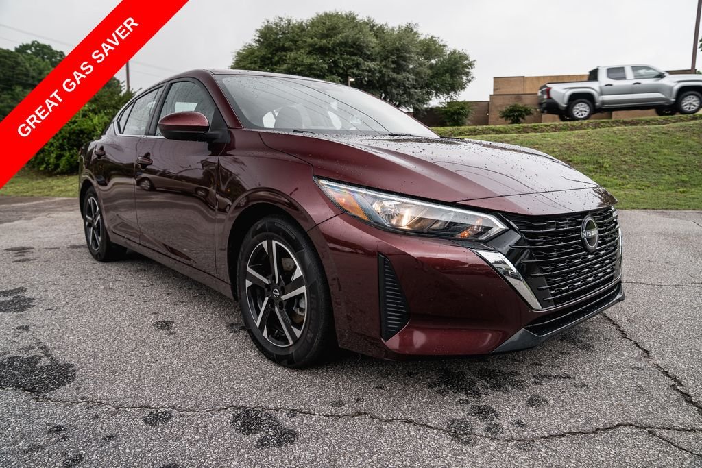 Used 2024 Rosewood Nissan SV image 9