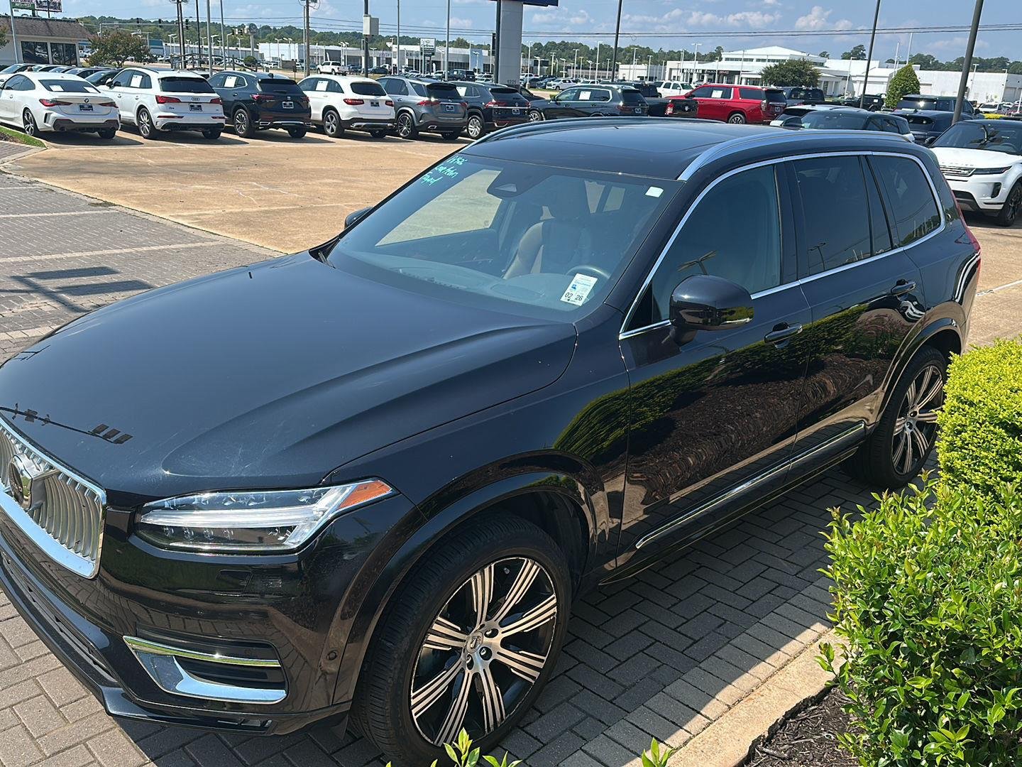 2024 Volvo XC90 Plus Bright Theme
