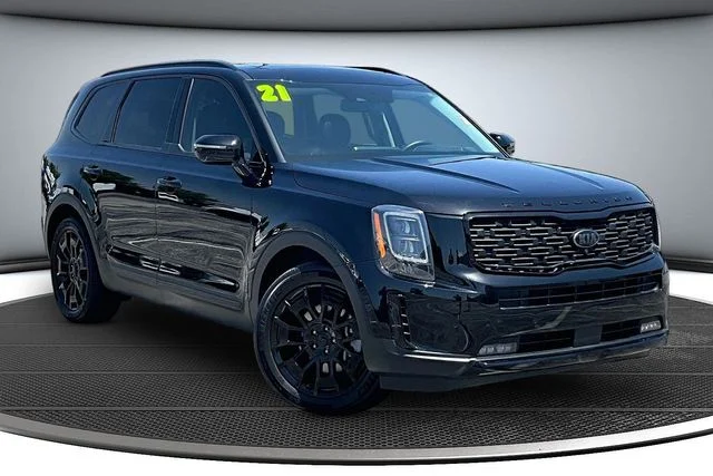 Used 2021 Ebony Black Kia SX image 3