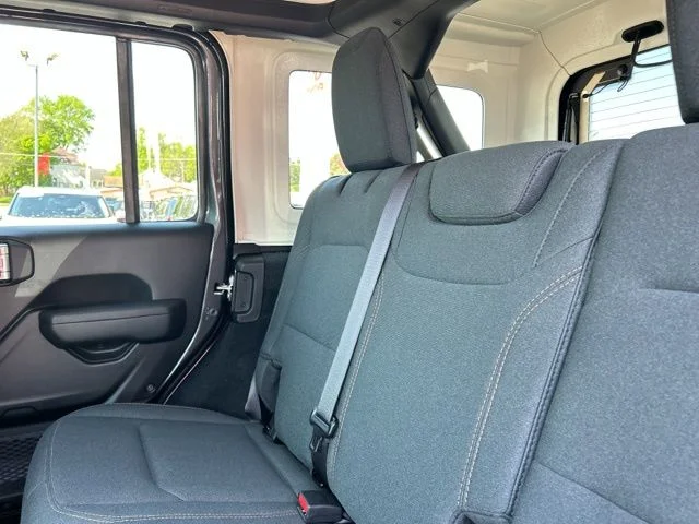 Used 2026 Beige Jeep Sport image 14
