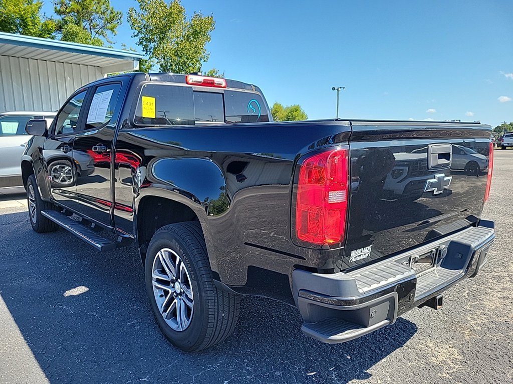 Used 2019 Black Chevrolet Z71 image 5