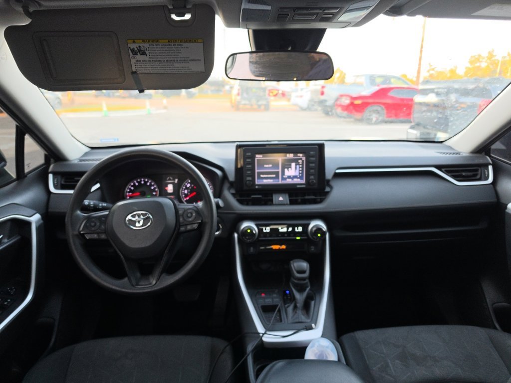 Used 2020 Gray Toyota XLE image 3