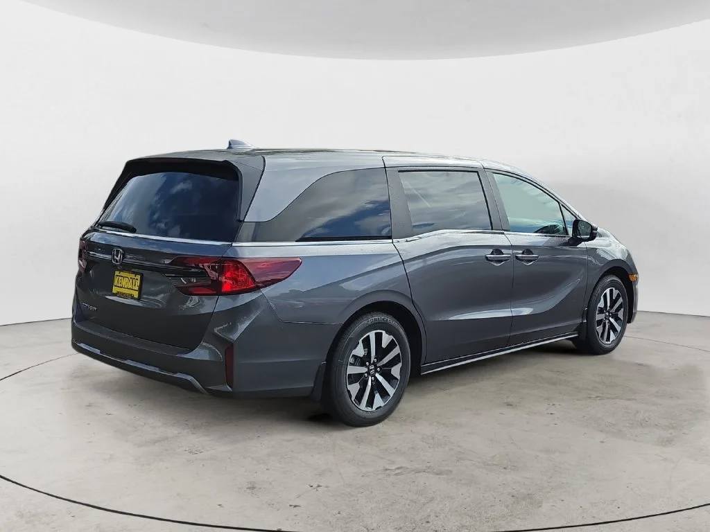2026 Honda Odyssey EX-L - Photo 22