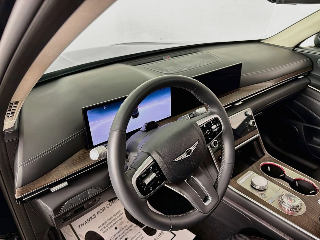Used 2025 Vik Black Genesis 2.5T Advanced image 9