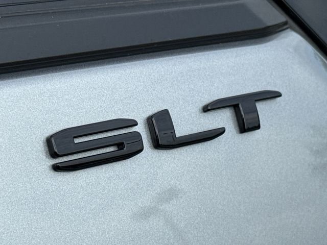 Used 2024 Silver GMC SLT image 6