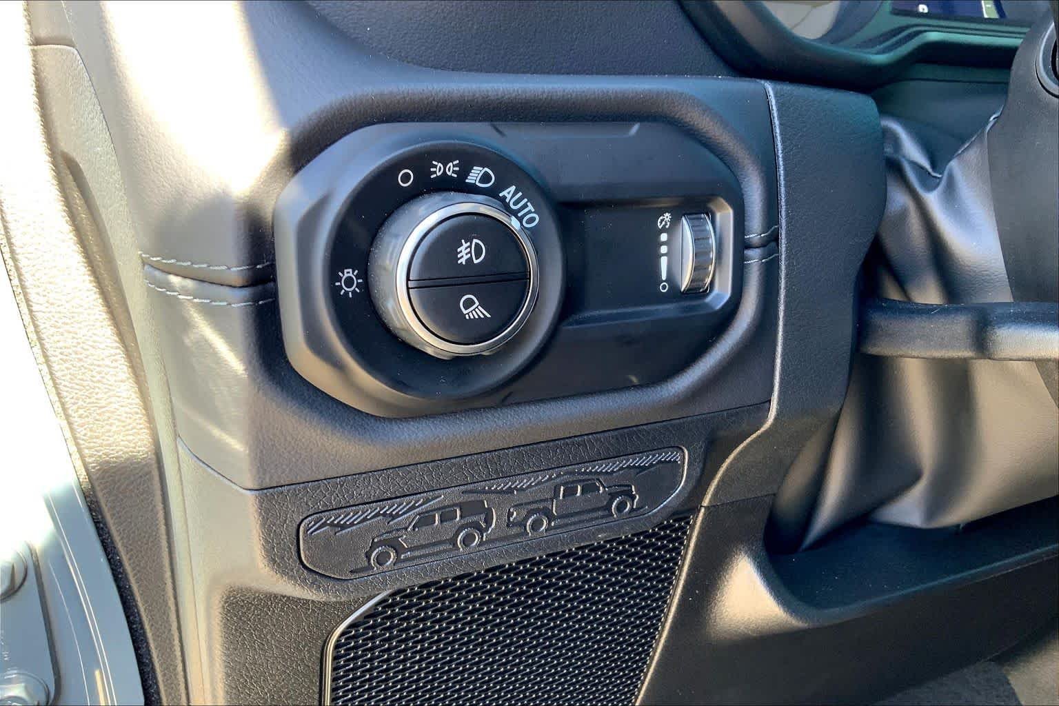 2025 Jeep Gladiator Sport S - Photo 18