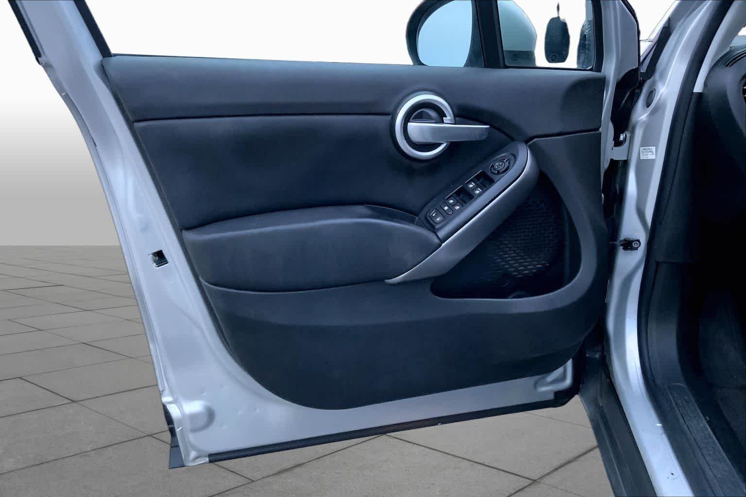 Used 2017 Grigio Argento (Gray Metallic) FIAT Pop image 18