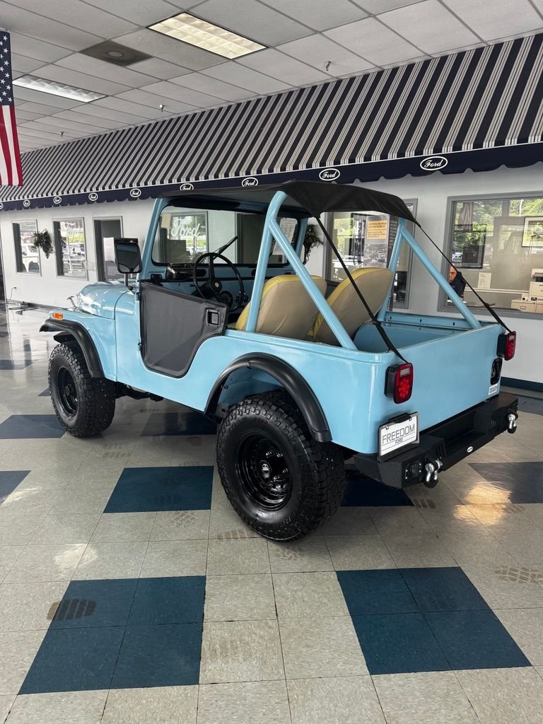 Used 1976 Blue Jeep  image 3