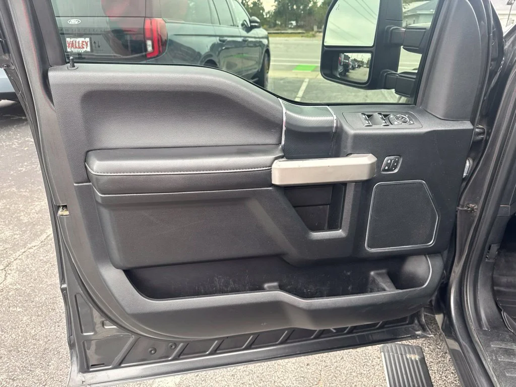 Certified Used 2020 Magnetic Metallic Ford Lariat image 15