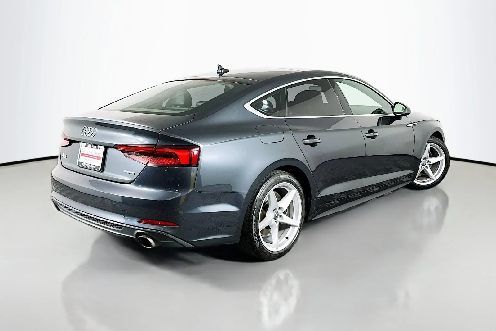 Used 2019 Manhattan Gray Metallic Audi Premium image 14
