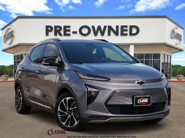 2022 Chevrolet Bolt EUV Premier's photo
