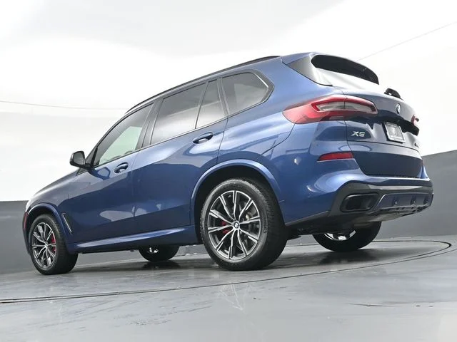 Used 2021 Blue BMW xDrive40i image 40