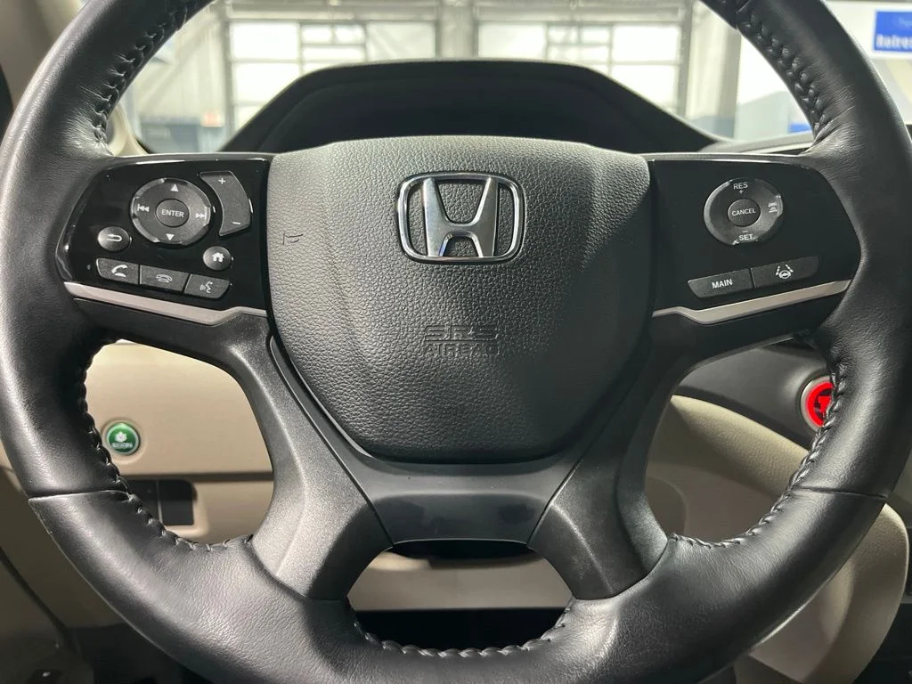 2022 Honda Pilot SE - Photo 16