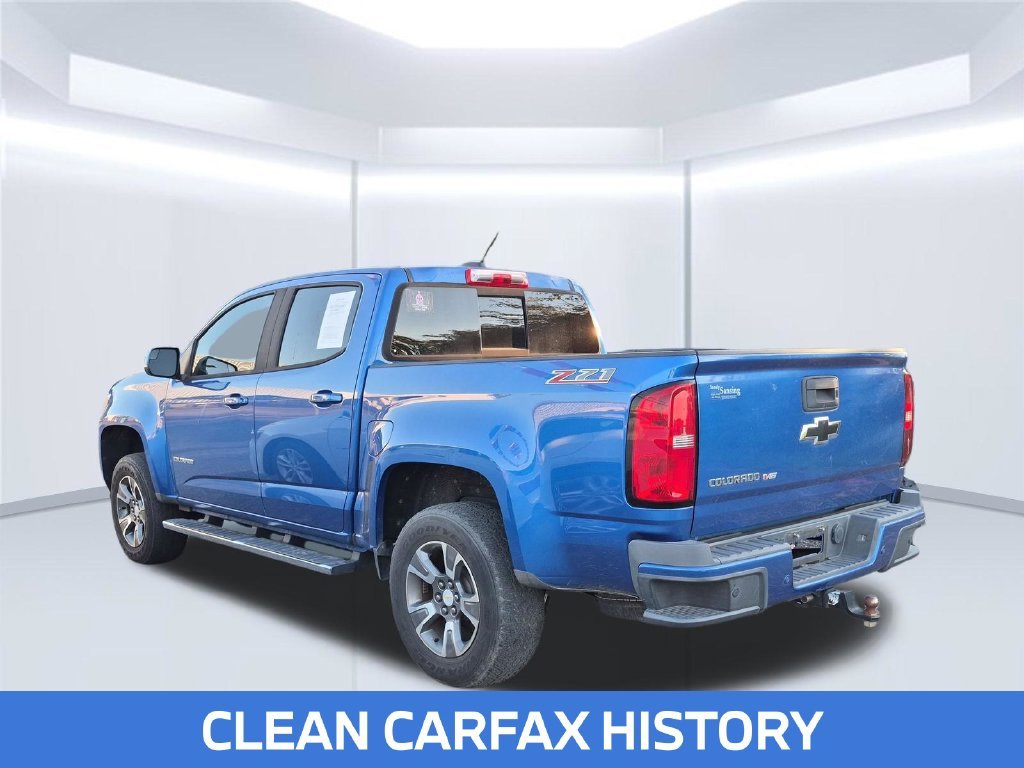 Used 2019 Blue Chevrolet Z71 image 2