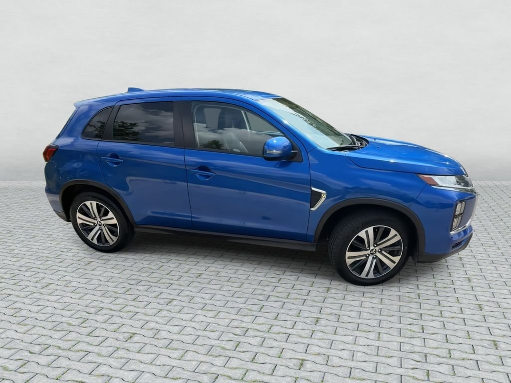 Used 2024  Mitsubishi 2.0 SE image 9