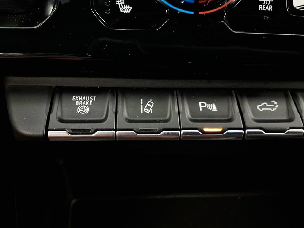 Used 2024 Onyx Black GMC AT4 image 21