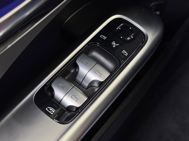 New 2025 Polar White Mercedes-Benz C 300 image 39