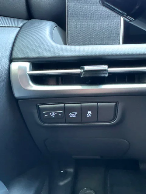 New 2026 Shimmering Silver Hyundai SEL Plus image 19