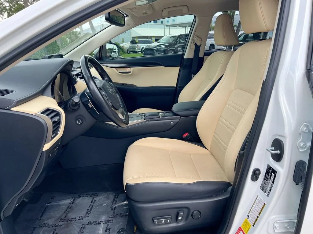 Certified Used 2021 EMINENT WHITE PEARL Lexus 300h image 12