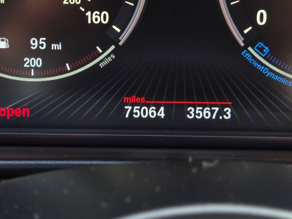 Used 2015 Carbon Black Metallic BMW 550i xDrive image 26