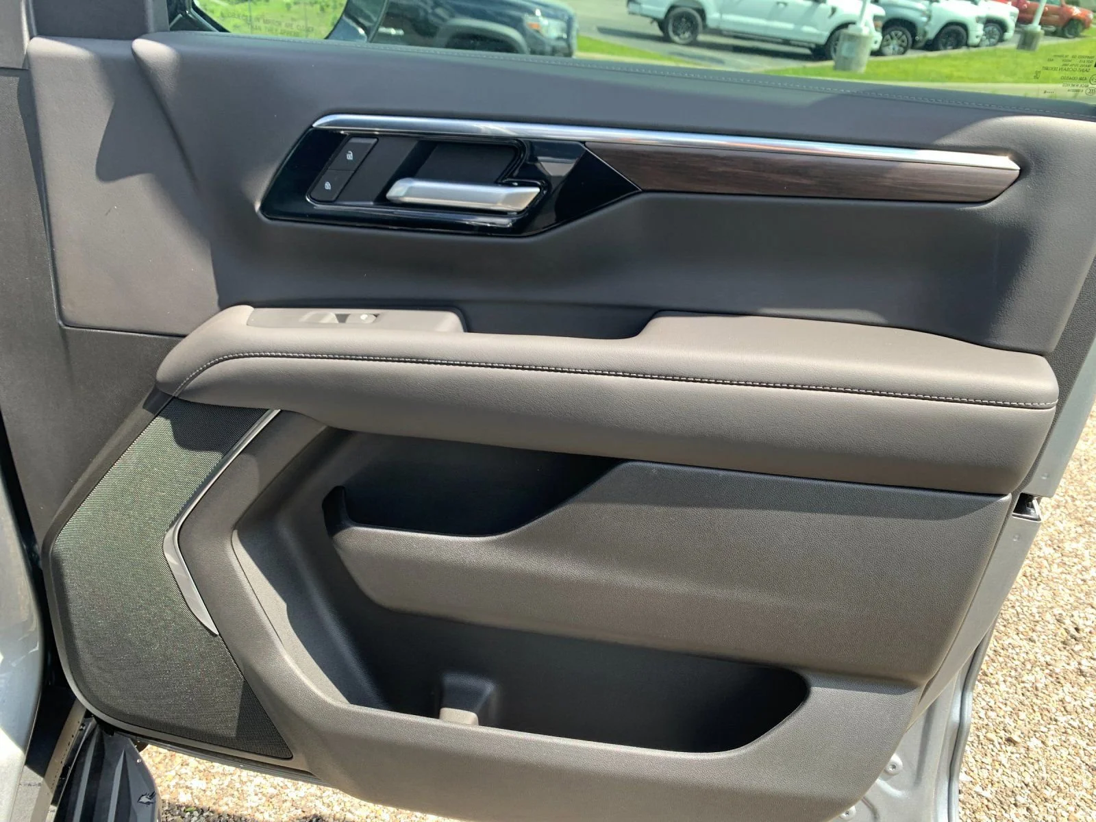 2026 Chevrolet Tahoe LS - Photo 19