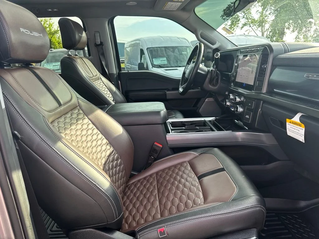 Used 2024 Silver Metallic Ford Lariat image 44