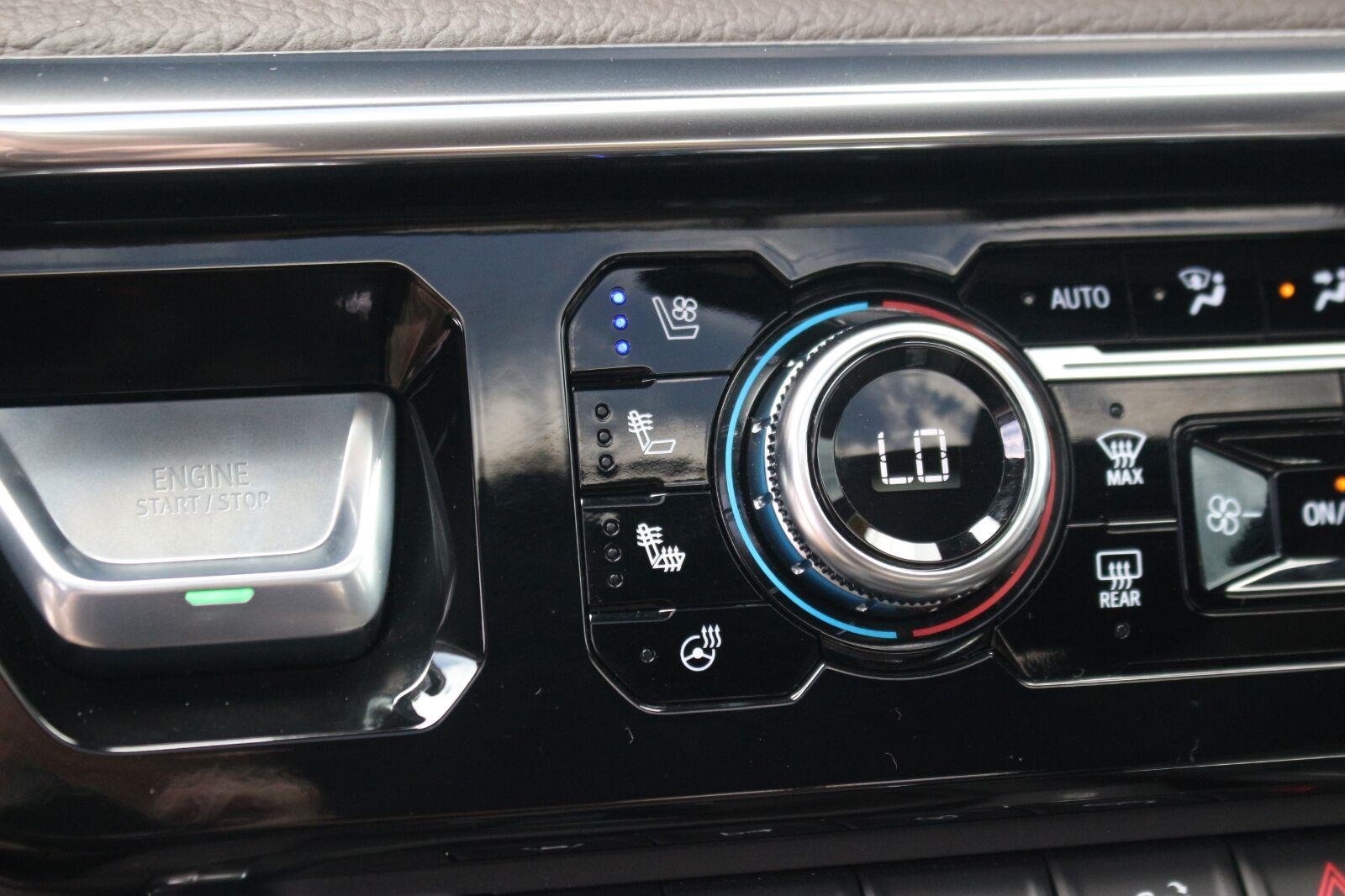 Used 2026 Sterling Metallic GMC Denali image 27