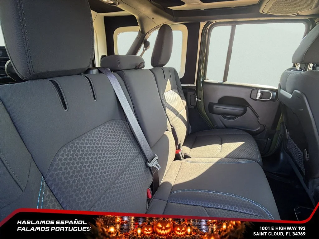 Used 2024 Green Jeep Rubicon 4xe image 21