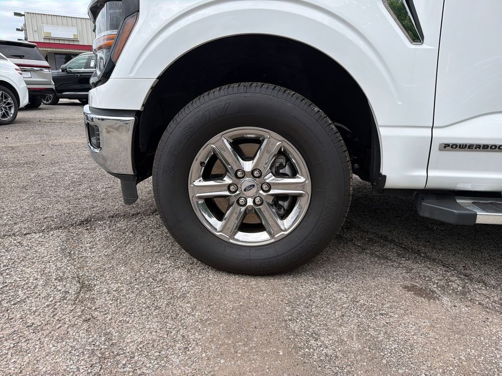 Used 2024 White Ford XLT image 10