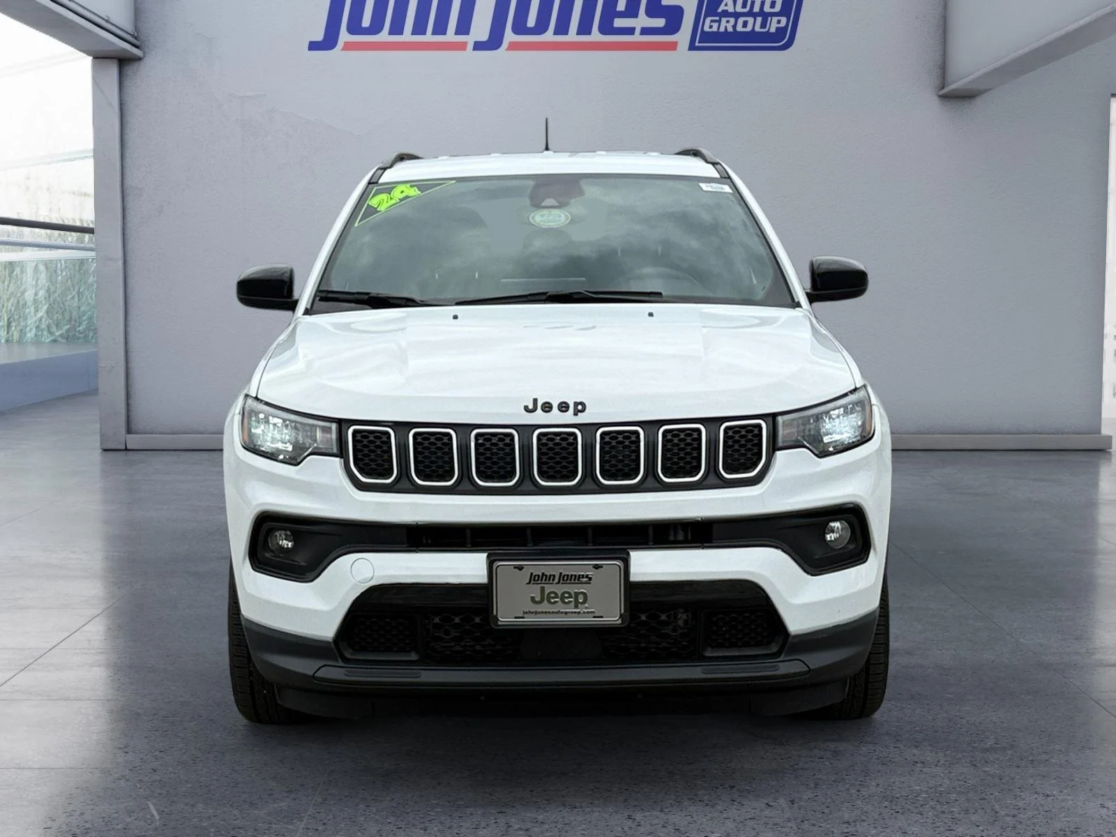 Used 2024 WHITE JEEP LATITUDE 4X4 image 8
