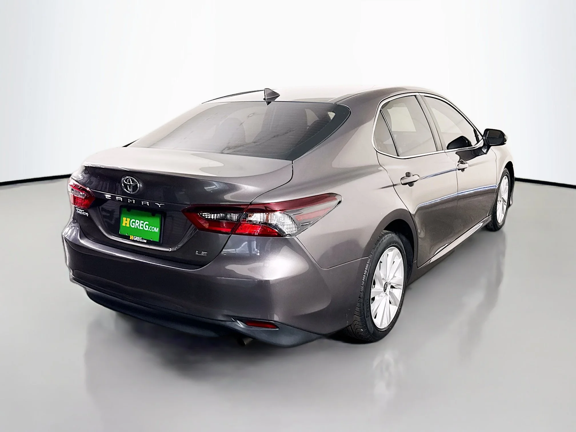 Used 2022 Predawn Gray Mica Toyota LE image 7