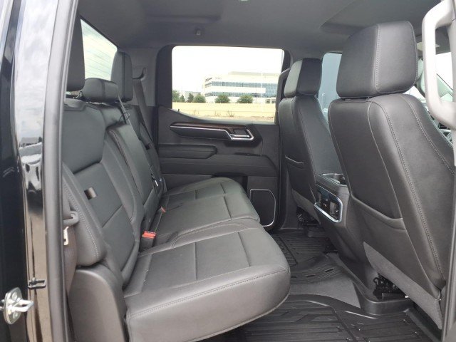 Used 2026 Onyx Black GMC SLT image 12