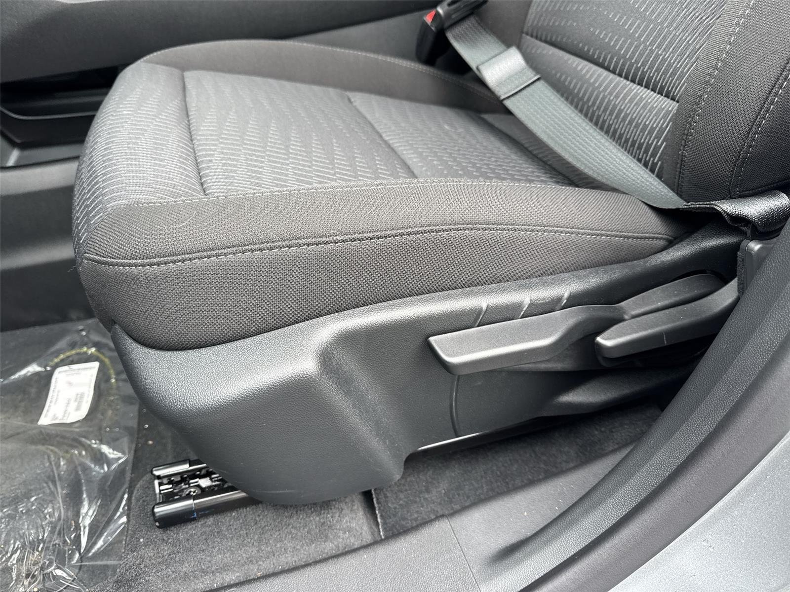 2026 Chevrolet Equinox LT - Photo 24