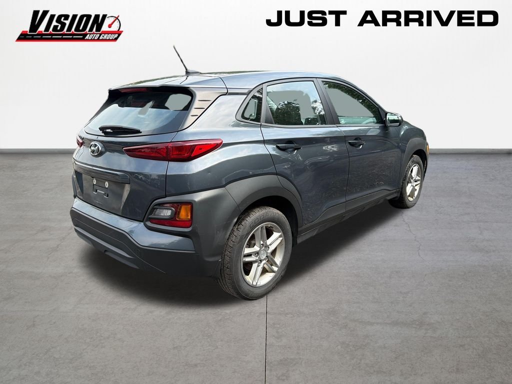 Used 2019 Gray Hyundai SE image 5