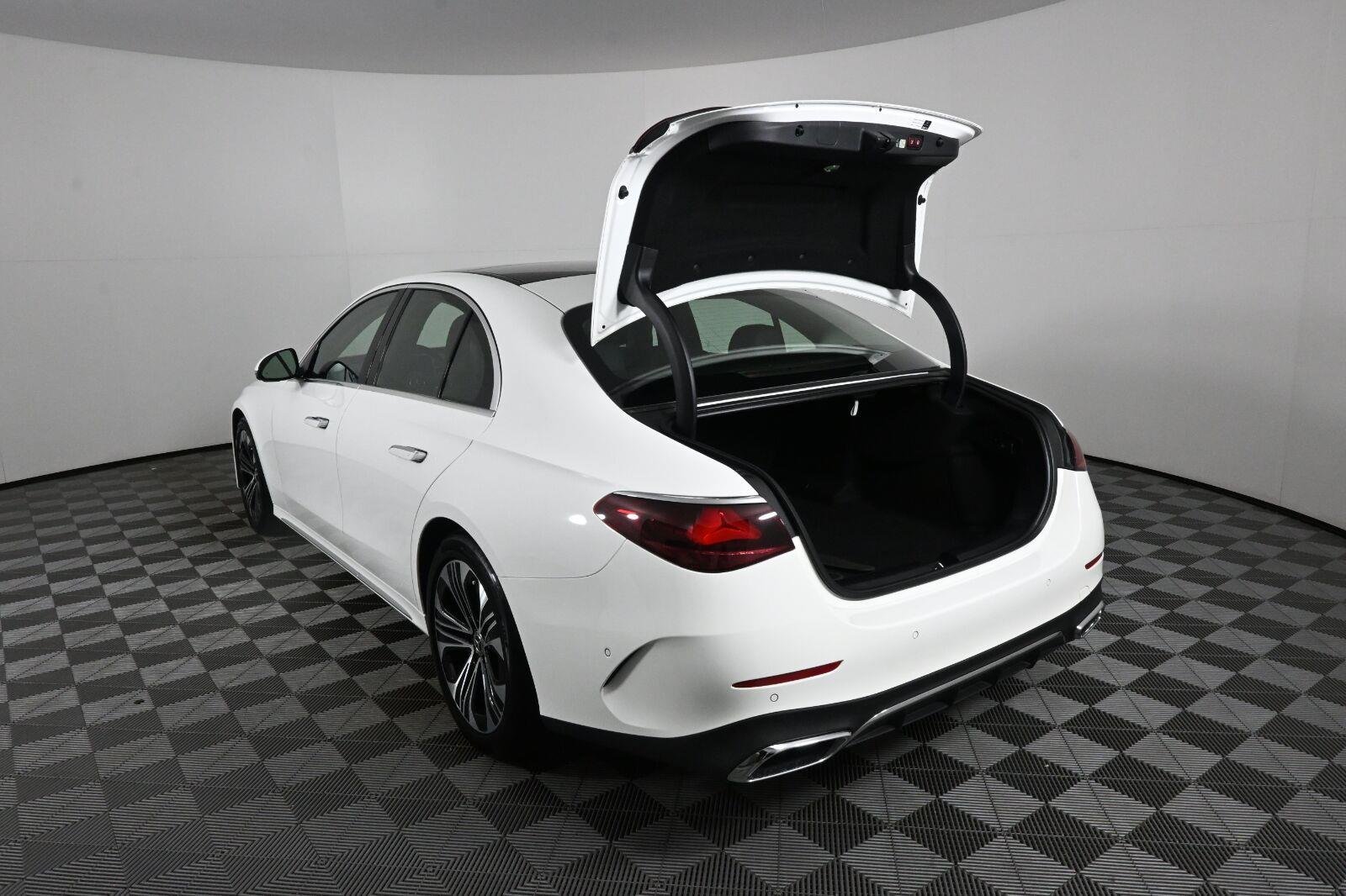 Certified Used 2025 Polar White Mercedes-Benz E 350 image 30