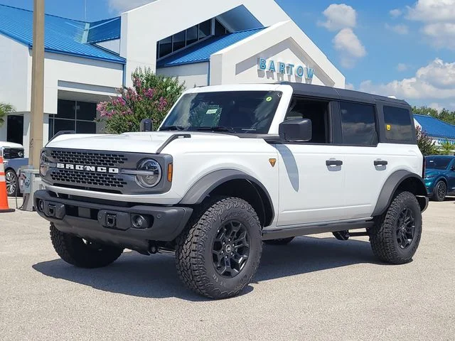 New 2026 Oxford White Ford Badlands image 31