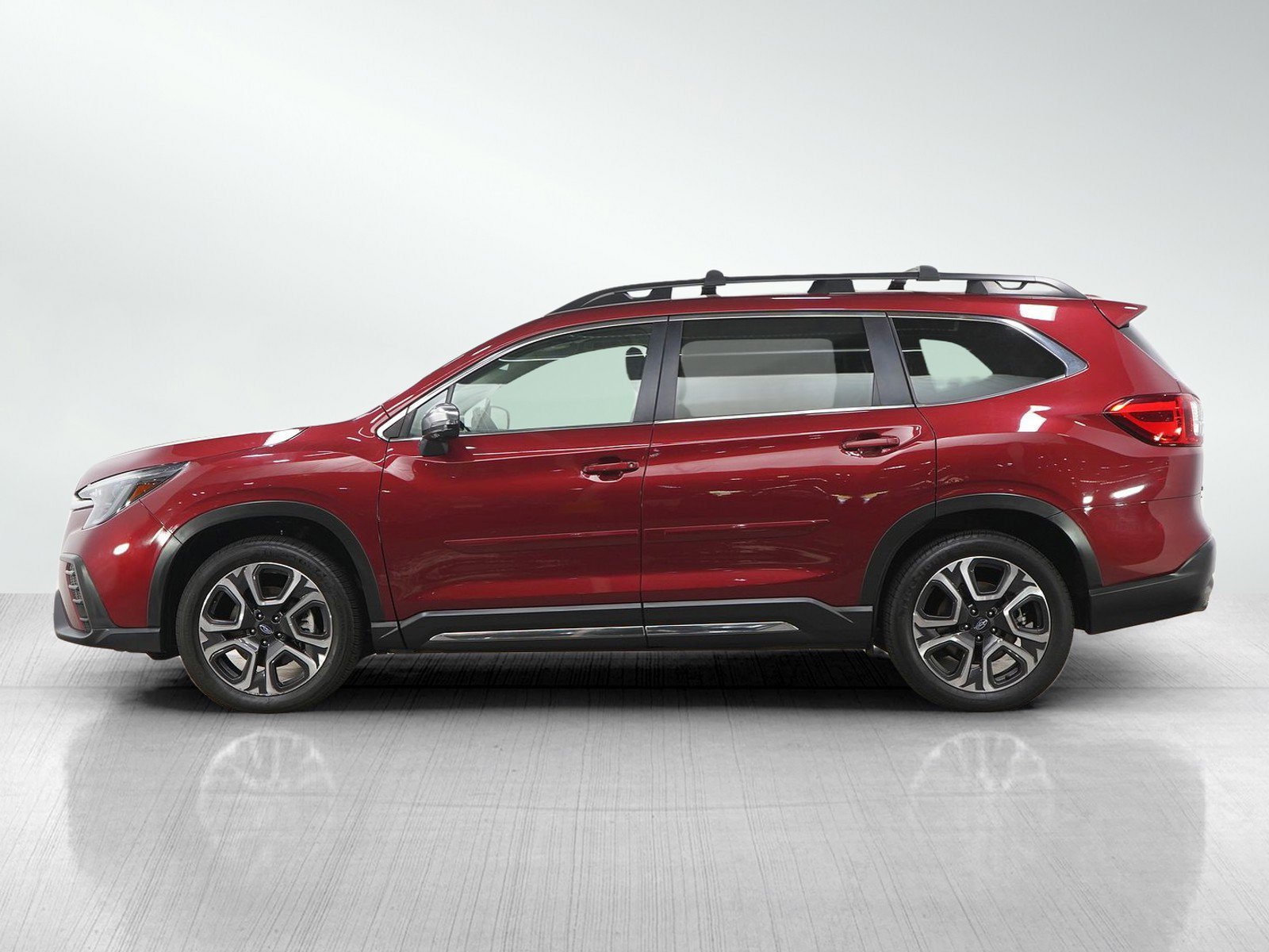 Used 2023 Subaru Ascent Limited with VIN 4S4WMARD7P3421776 for sale in Burnsville, Minnesota