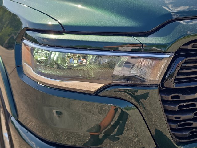 New 2026 Serrano-Green Metallic Exterior Paint RAM Big Horn/Lone Star image 7