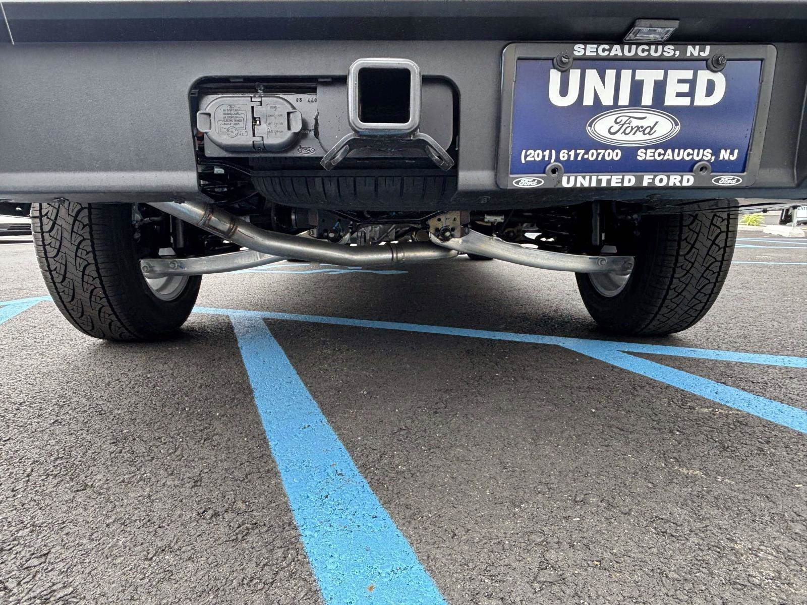 New 2026 Oxford White Ford XLT image 74