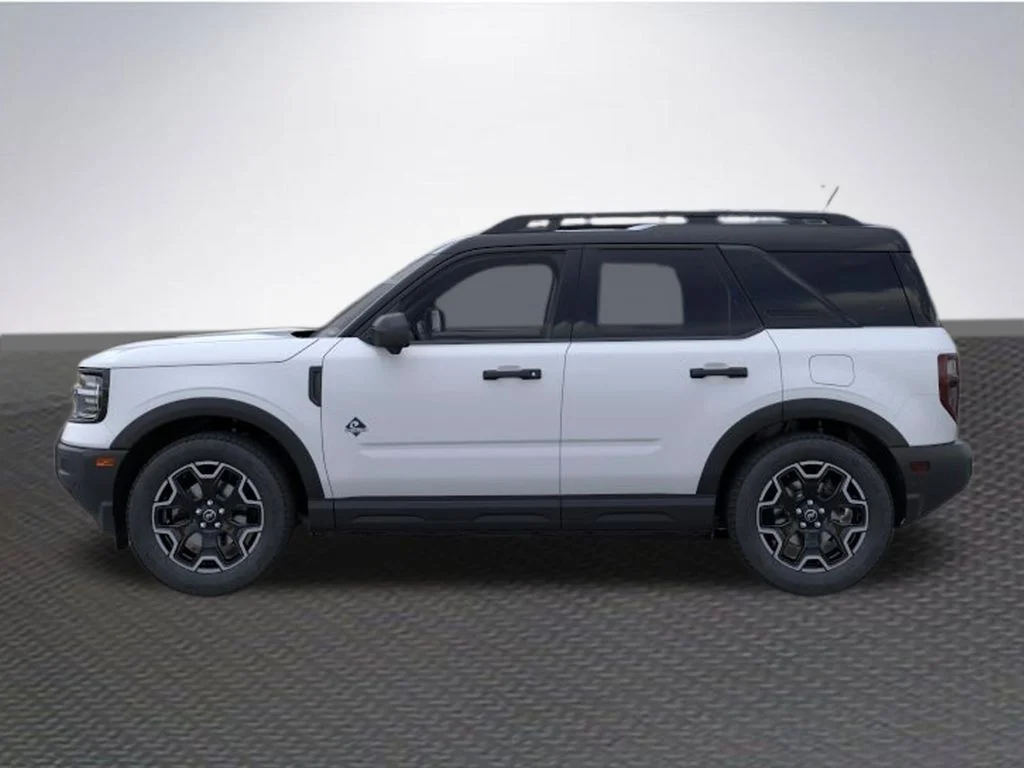 New 2026 Space White Metallic Ford Outer Banks® image 3