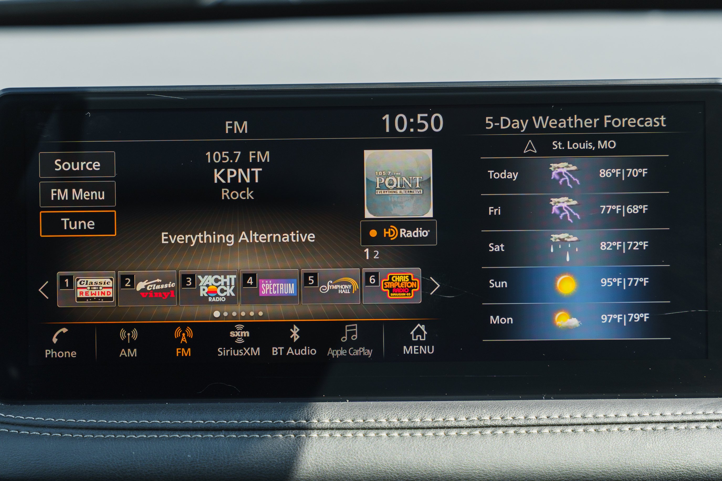 Used 2024 Mineral Black INFINITI SENSORY image 13