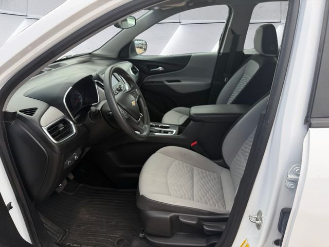 Used 2020 White Chevrolet LS image 7