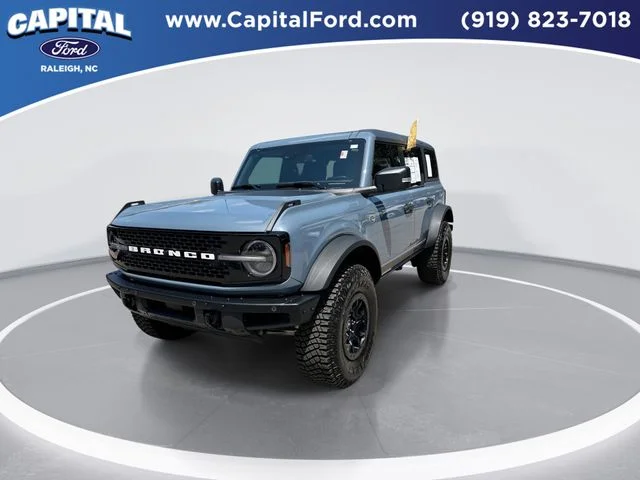 Used 2024 Gray Ford Wildtrak image 4